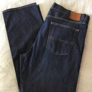 Lucky Brand men’s jean 363 Vintage straight. 38/34